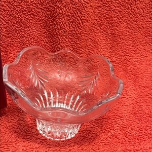 Mikasa Crystal Clear Holiday Bowl